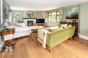 Photo 19- click for photo gallery